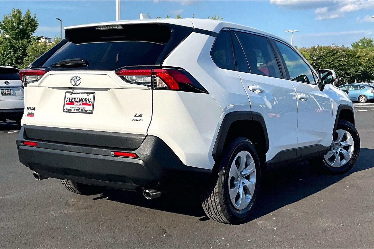 2025 Toyota RAV4 LE