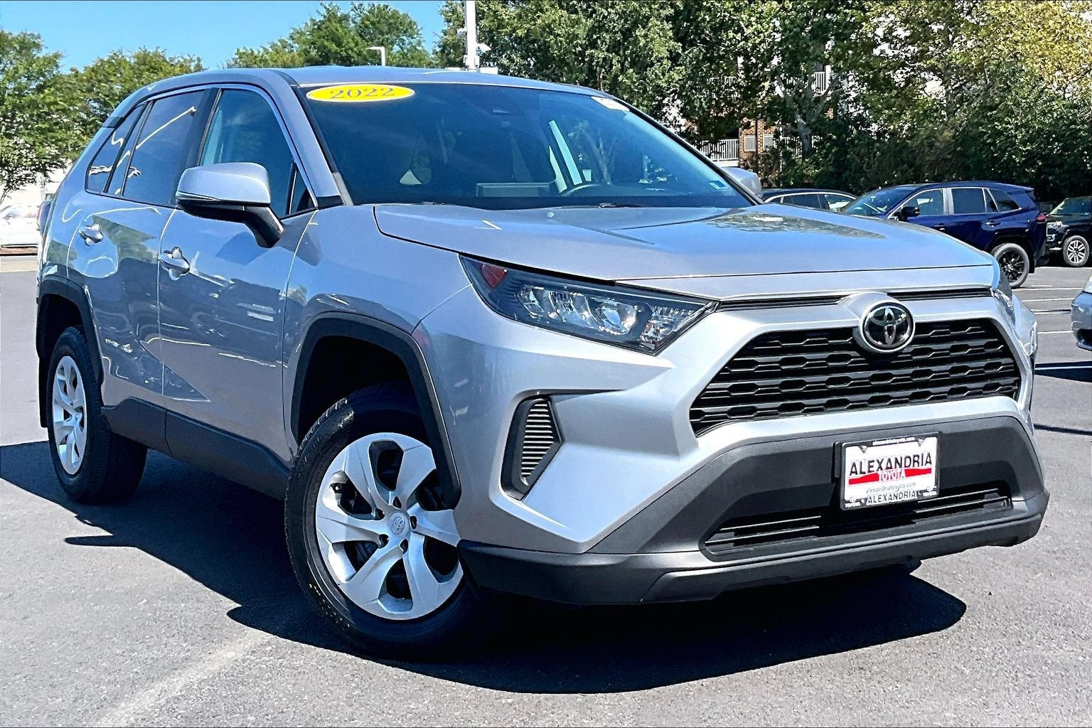 2022 Toyota RAV4 LE