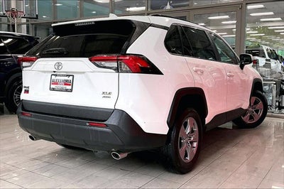 2022 Toyota RAV4 XLE