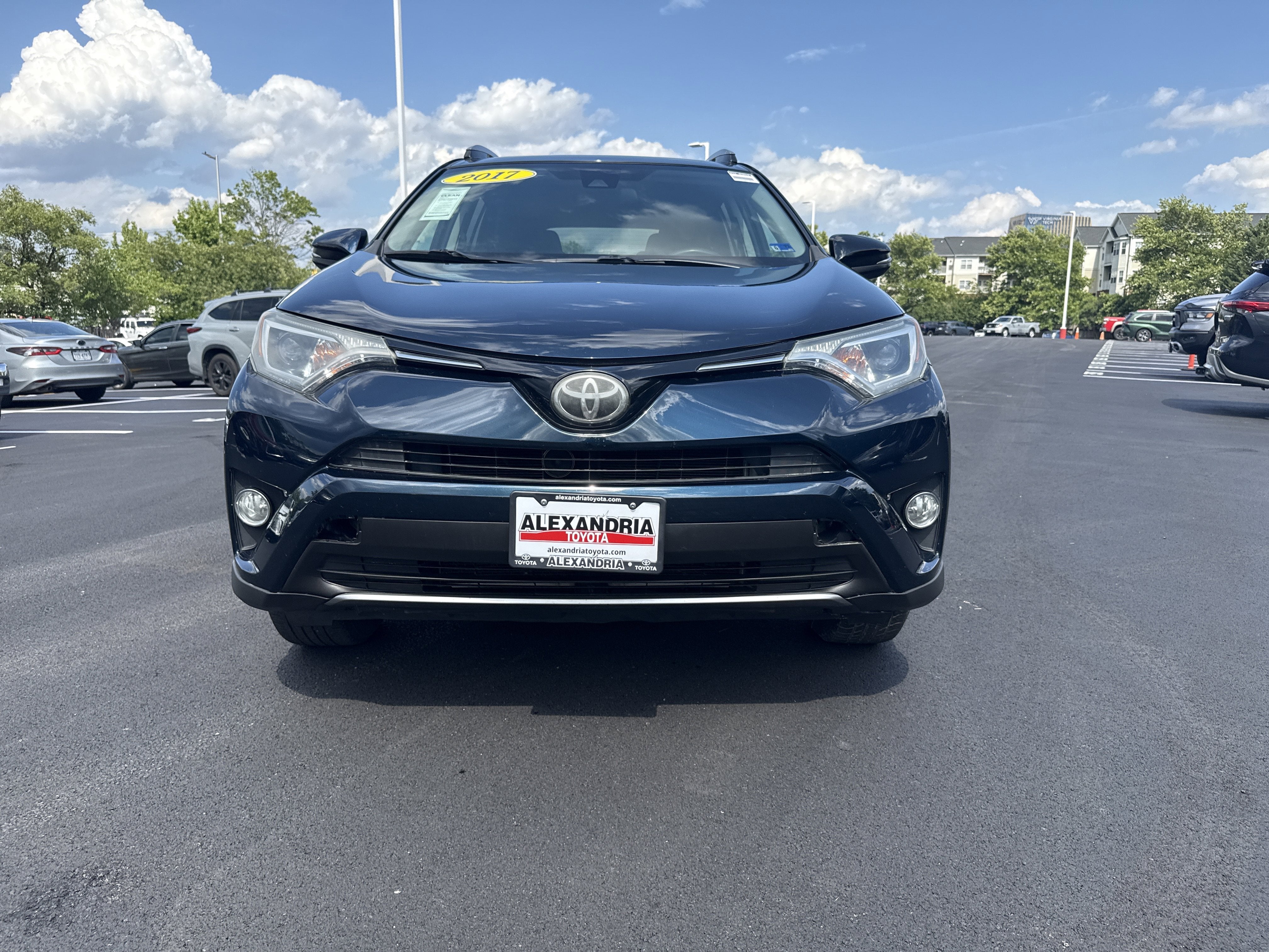 2017 Toyota RAV4 XLE
