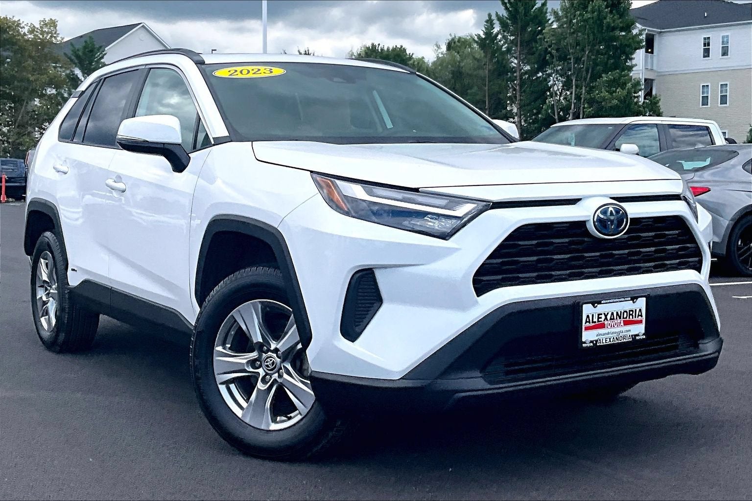 2023 Toyota RAV4 Hybrid XLE