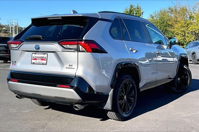 2024 Toyota RAV4 Hybrid SE