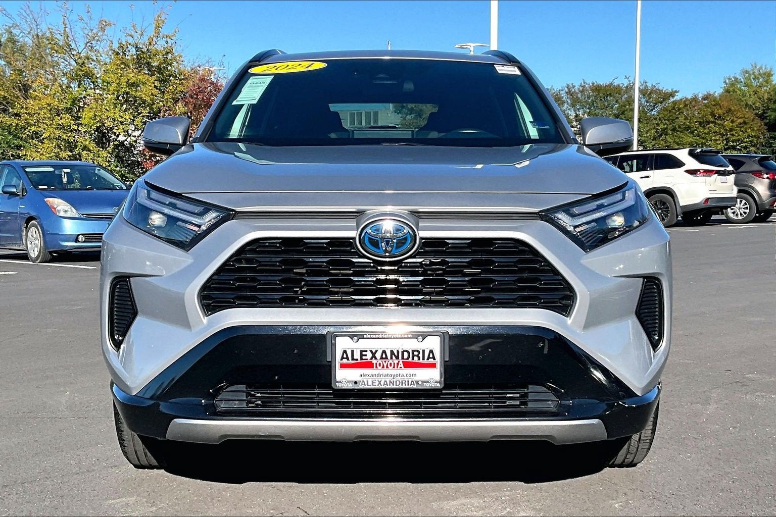 2024 Toyota RAV4 Hybrid SE