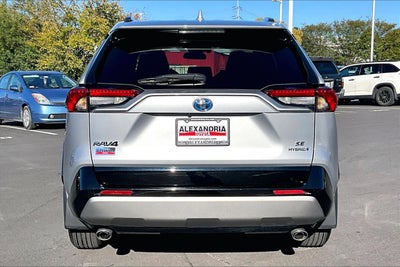 2024 Toyota RAV4 Hybrid SE