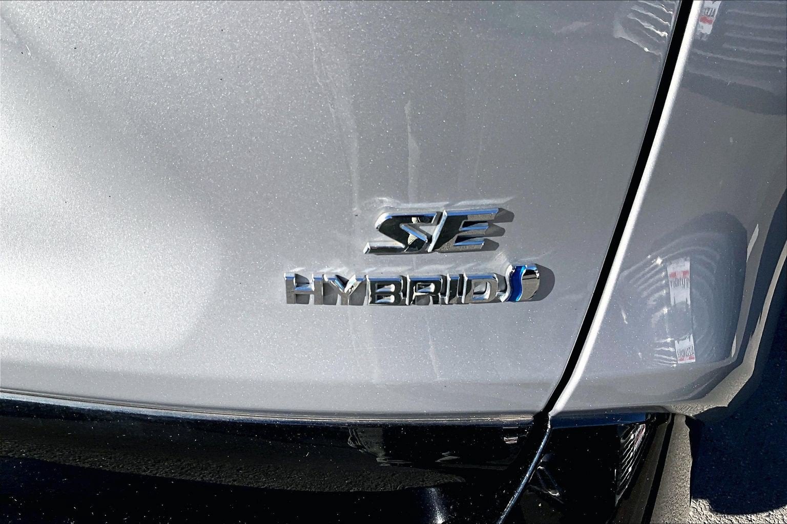 2024 Toyota RAV4 Hybrid SE