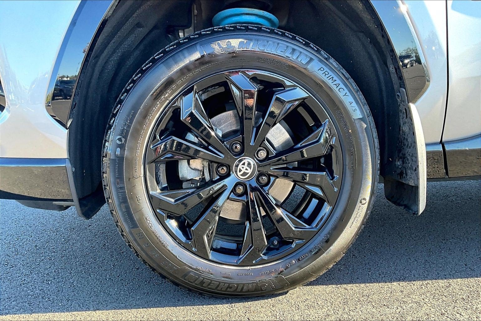 2024 Toyota RAV4 Hybrid SE