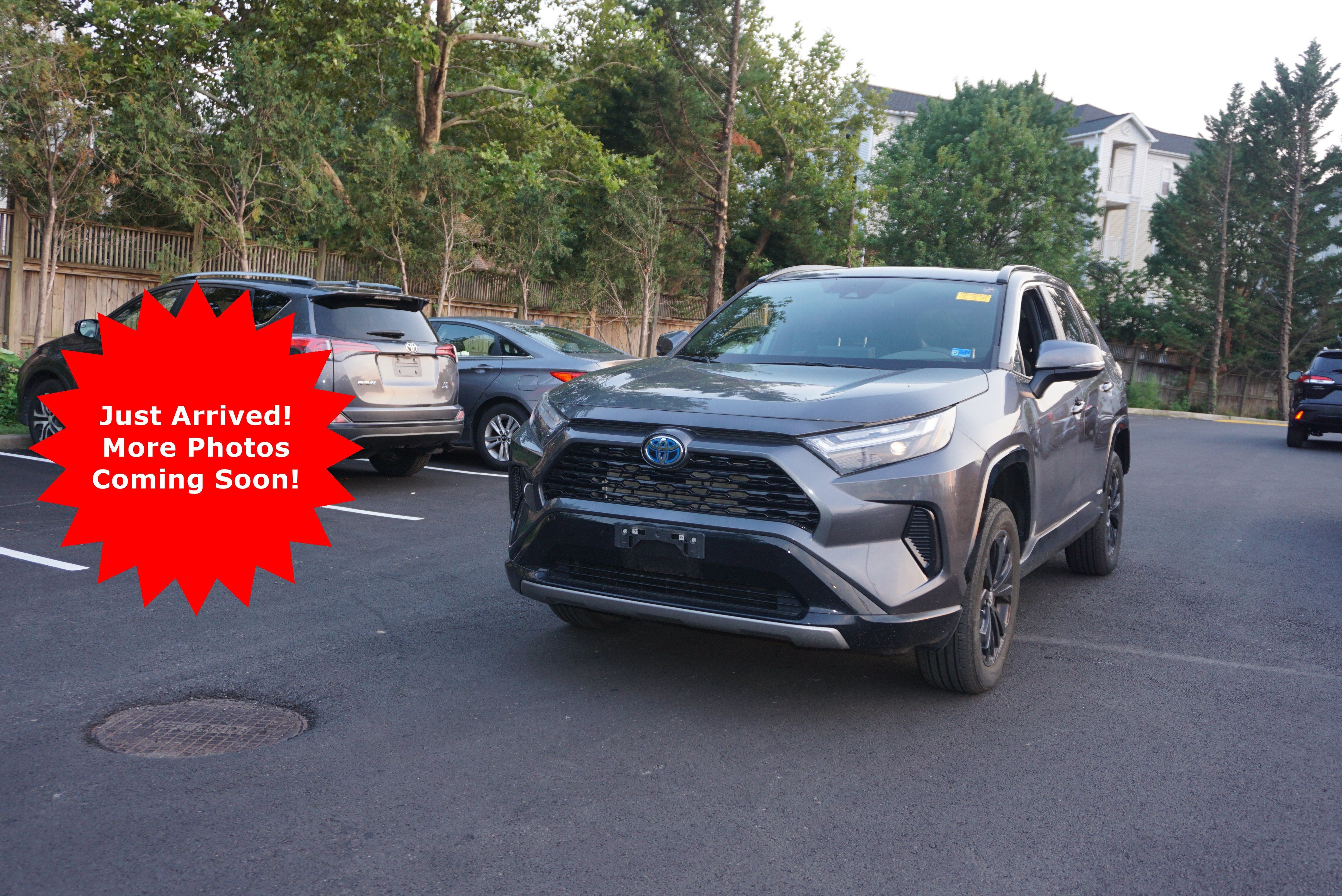 2024 Toyota RAV4 Hybrid SE