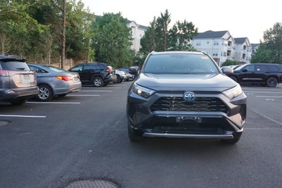 2024 Toyota RAV4 Hybrid SE