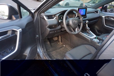 2024 Toyota RAV4 Hybrid SE