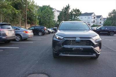 2024 Toyota RAV4 Hybrid SE