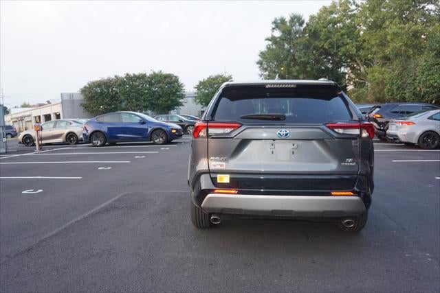 2024 Toyota RAV4 Hybrid SE