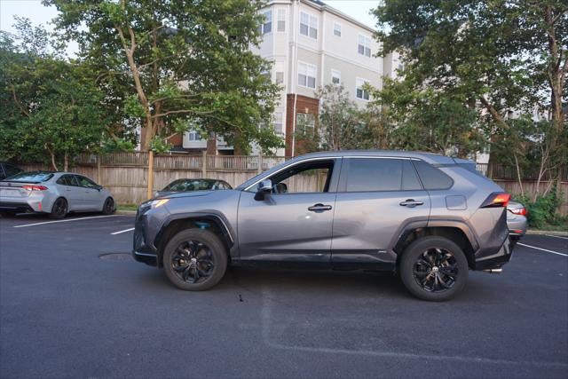 2024 Toyota RAV4 Hybrid SE