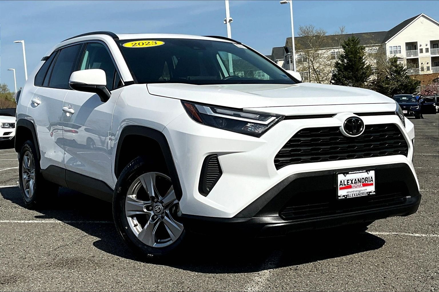 2023 Toyota RAV4 XLE