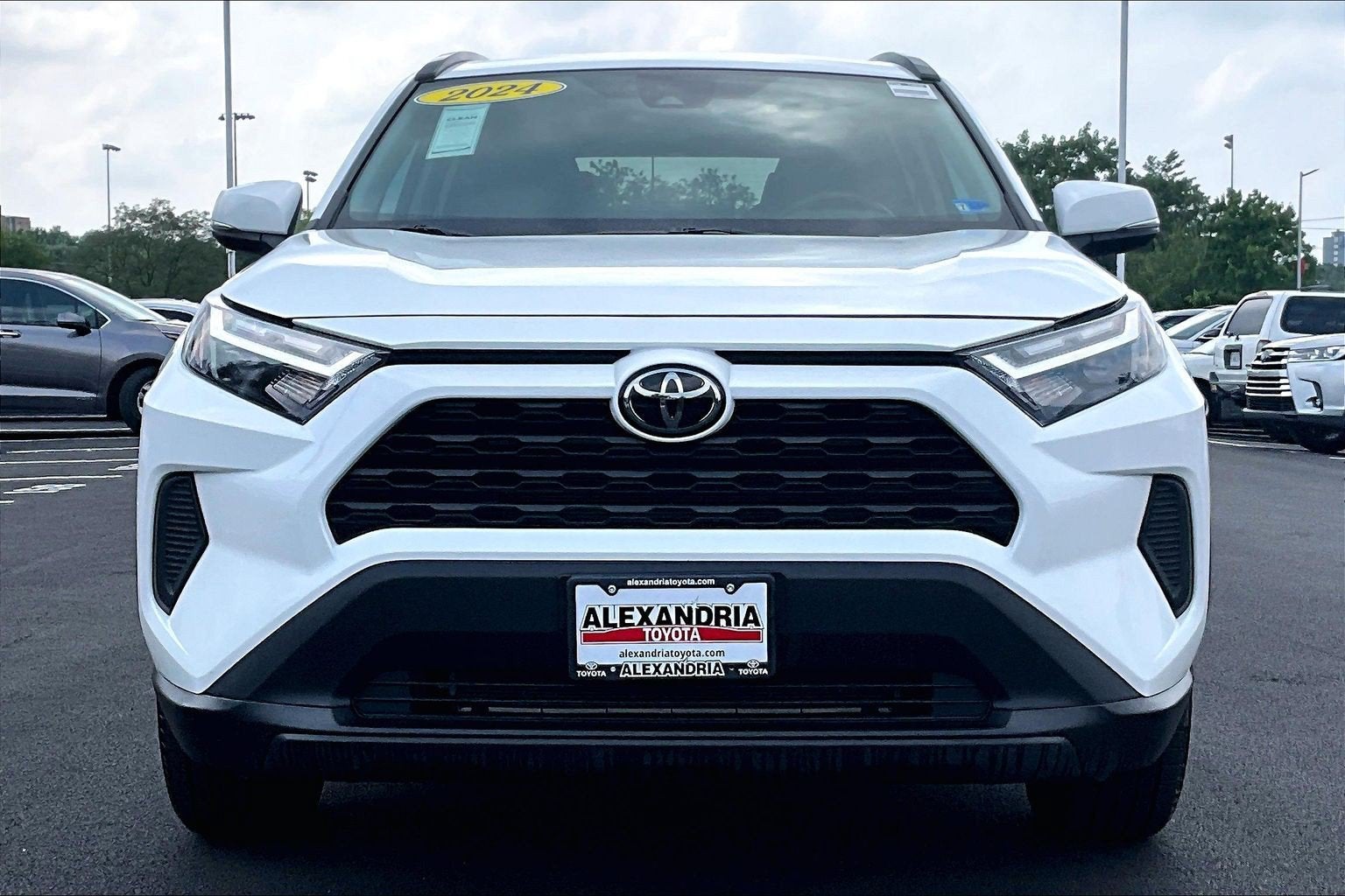 2024 Toyota RAV4 XLE