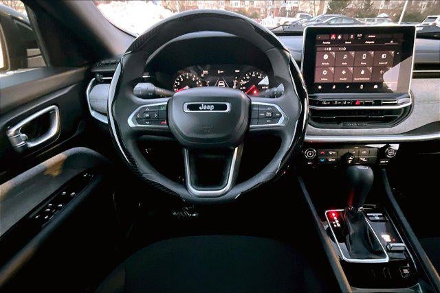 2023 Jeep Compass Sport