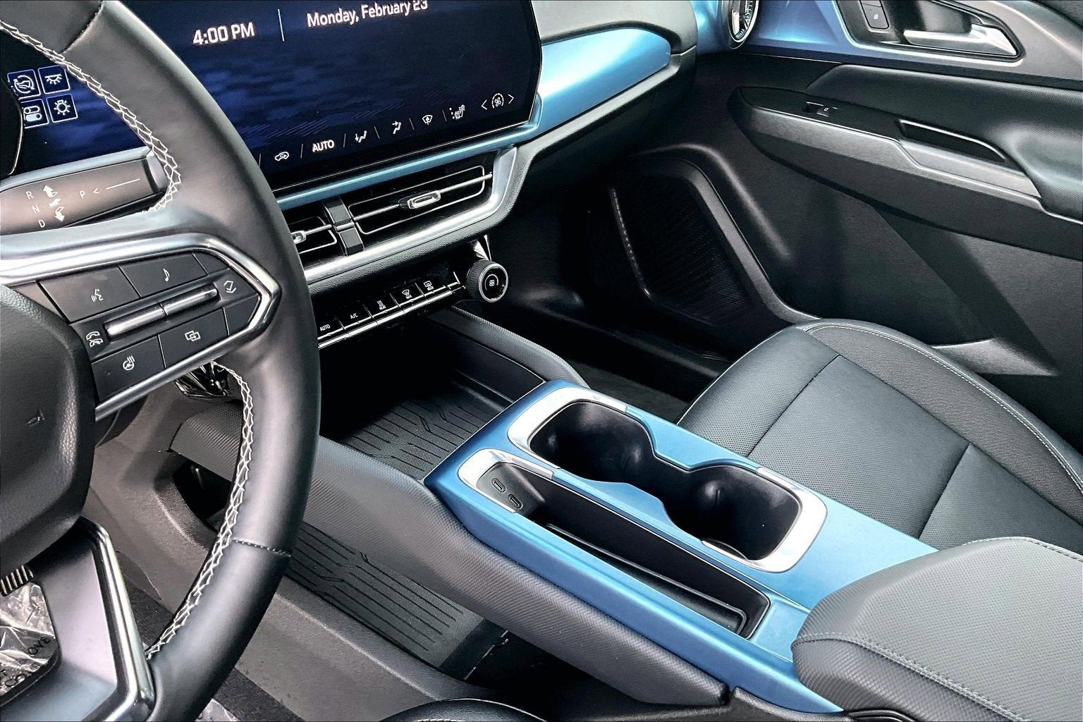 2024 Chevrolet Equinox EV LT