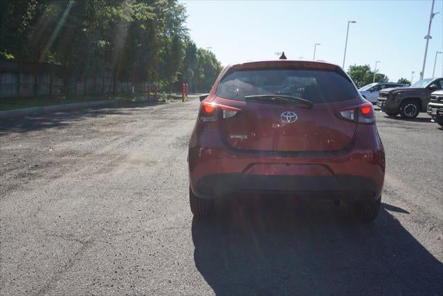 2020 Toyota Yaris Hatchback LE