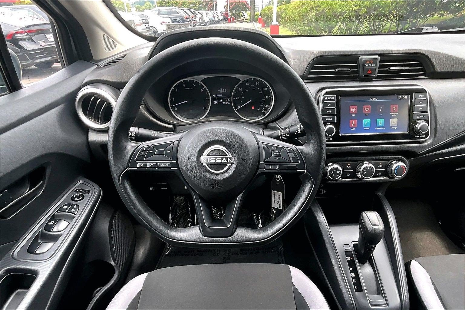 2025 Nissan Versa S