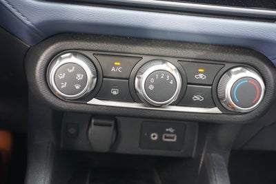 2023 Nissan Versa SV