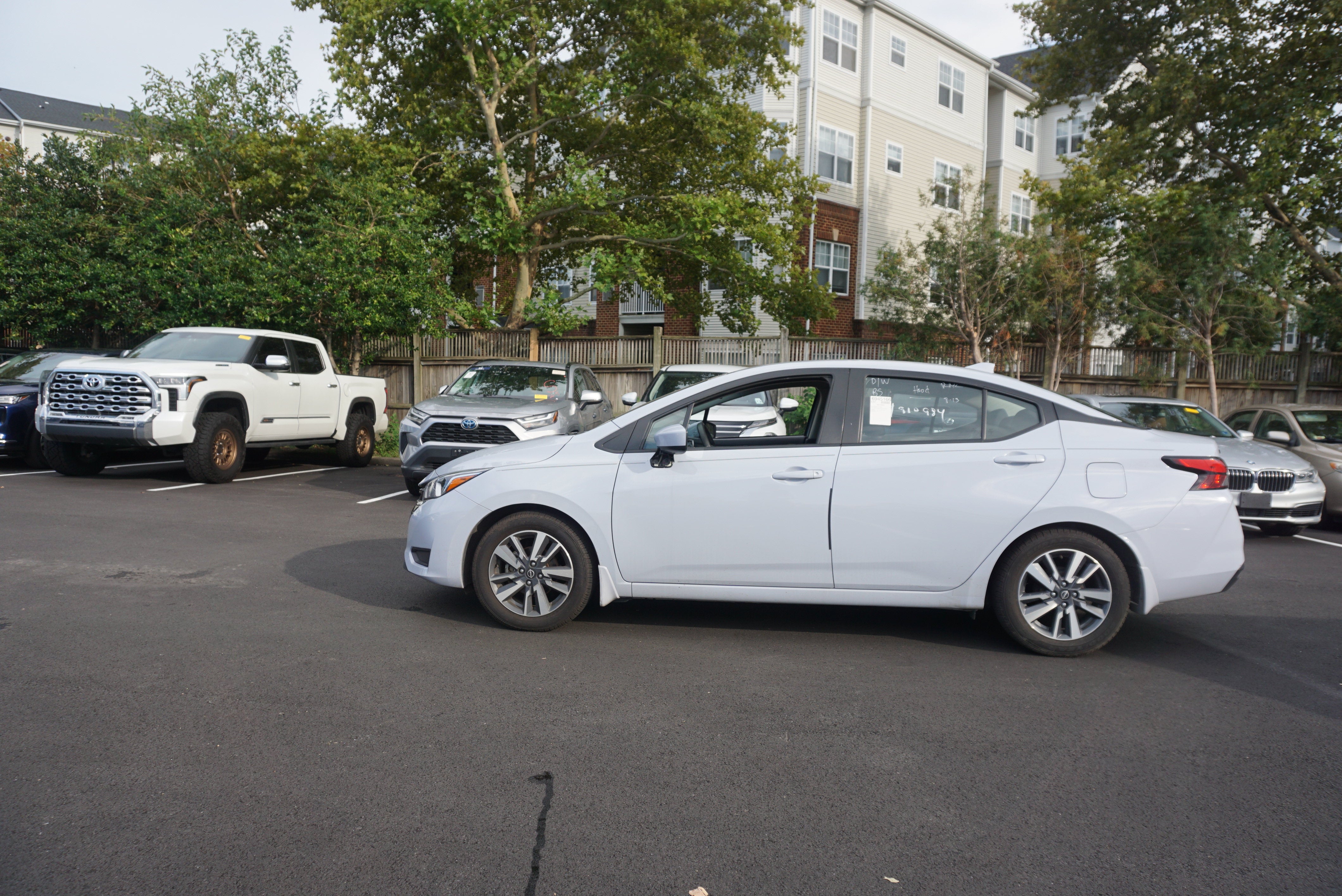 2023 Nissan Versa SV