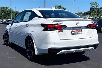 2023 Nissan Versa SR