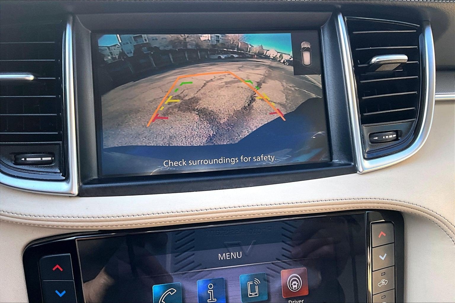 2021 INFINITI QX50 LUXE