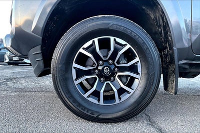 2022 Toyota Tacoma 4WD TRD Sport
