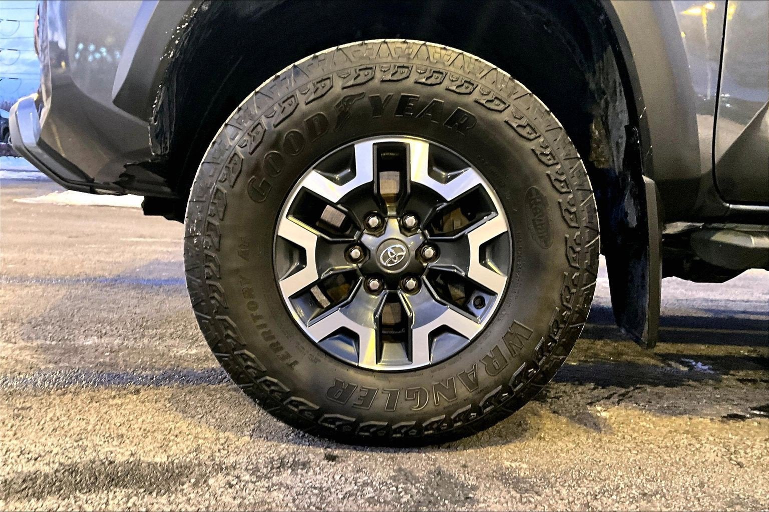 2022 Toyota Tacoma 4WD TRD Off Road