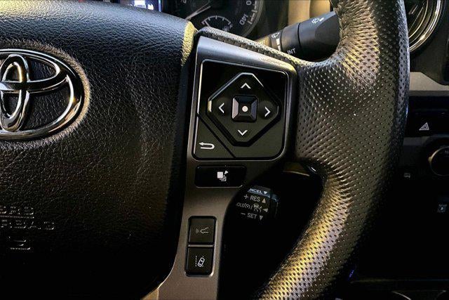 2022 Toyota Tacoma 4WD TRD Off Road