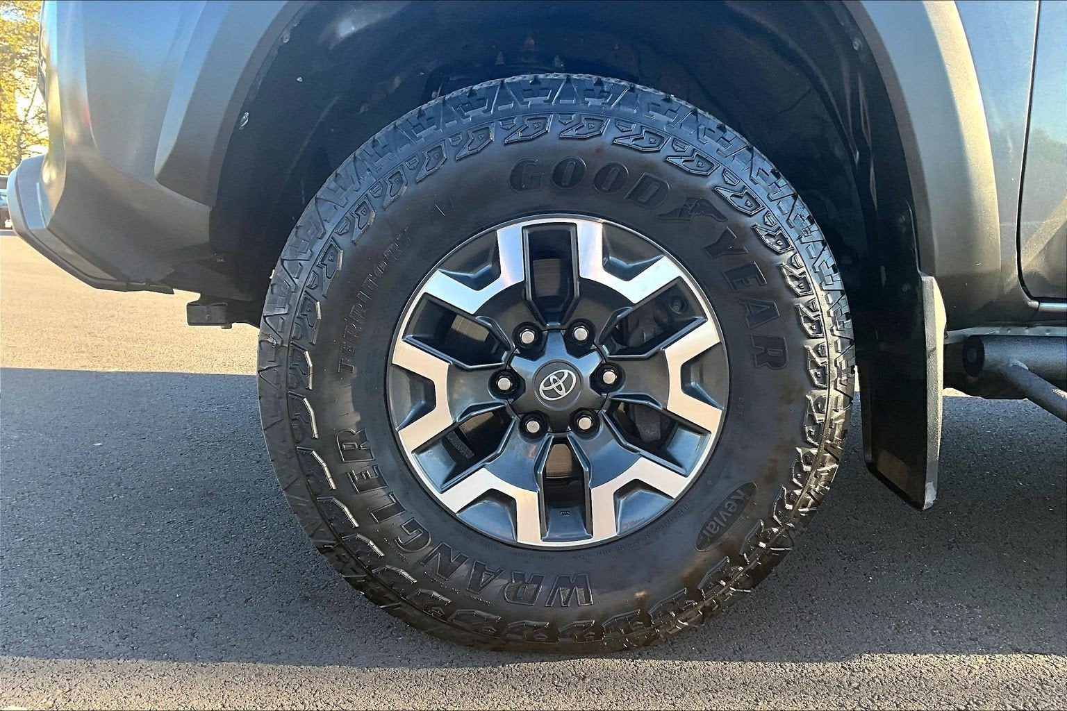 2022 Toyota Tacoma 4WD TRD Off Road