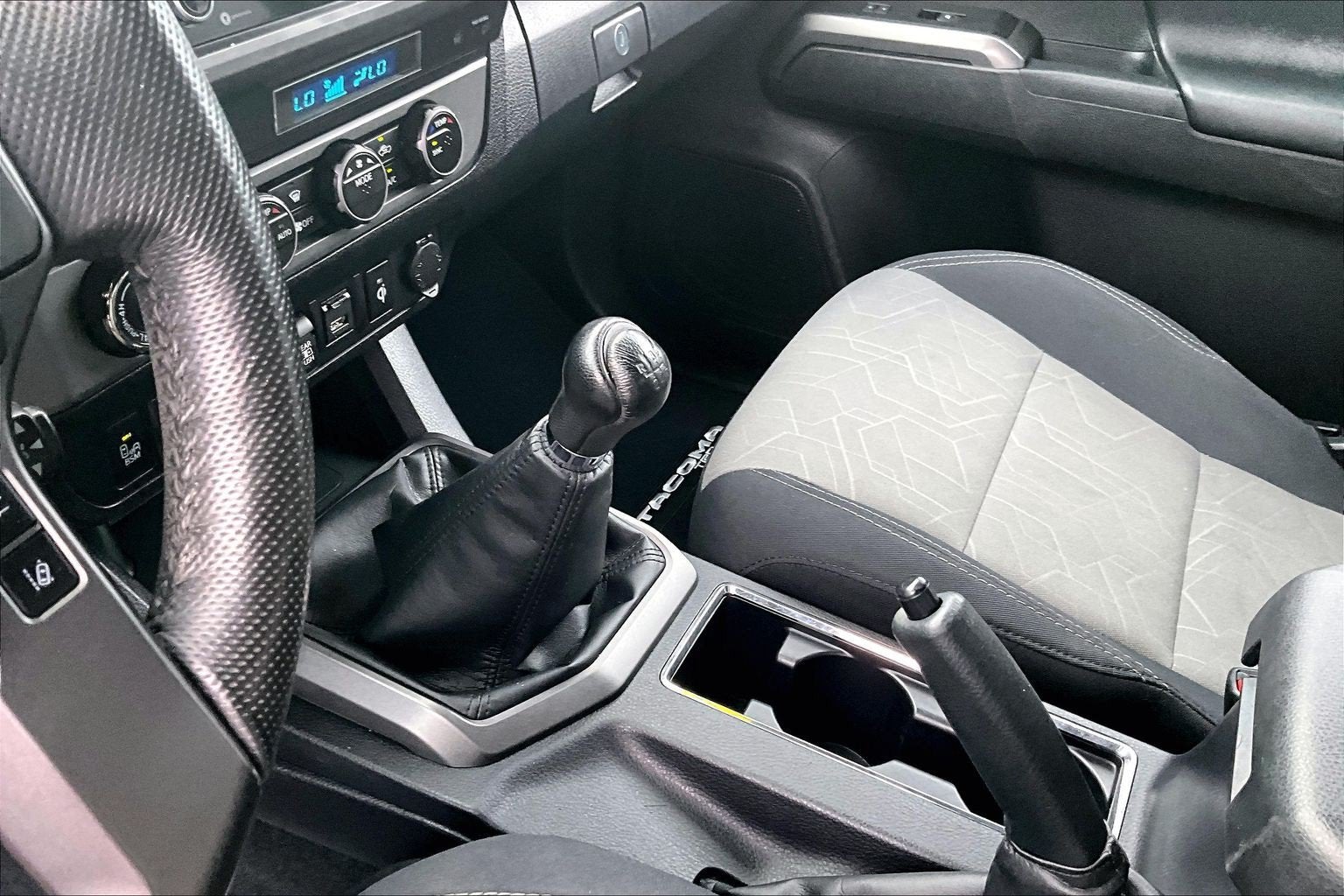 2022 Toyota Tacoma 4WD TRD Sport