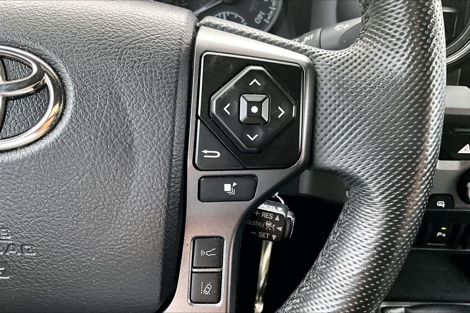2022 Toyota Tacoma 4WD TRD Sport