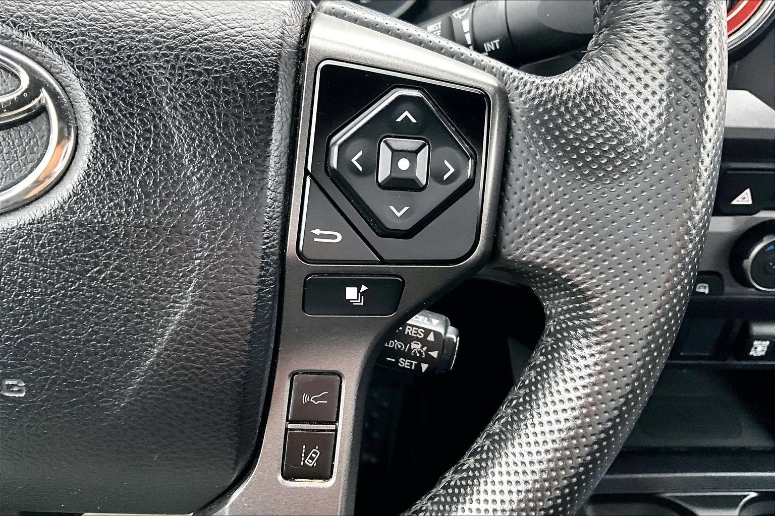 2021 Toyota Tacoma 4WD TRD Off Road