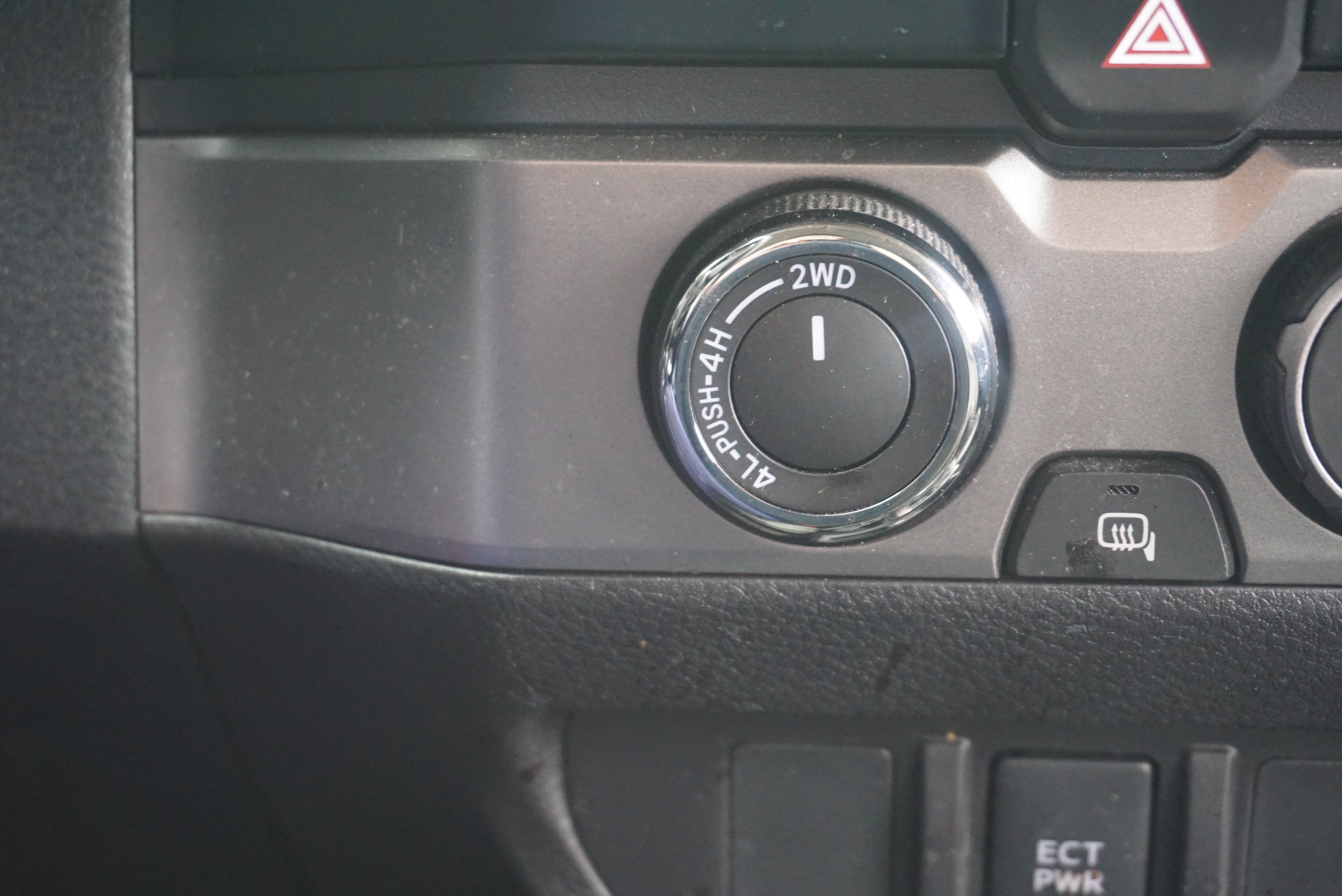 2022 Toyota Tacoma 4WD SR5
