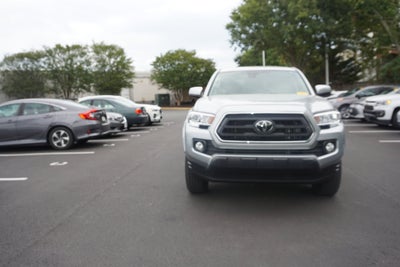 2022 Toyota Tacoma 4WD SR5