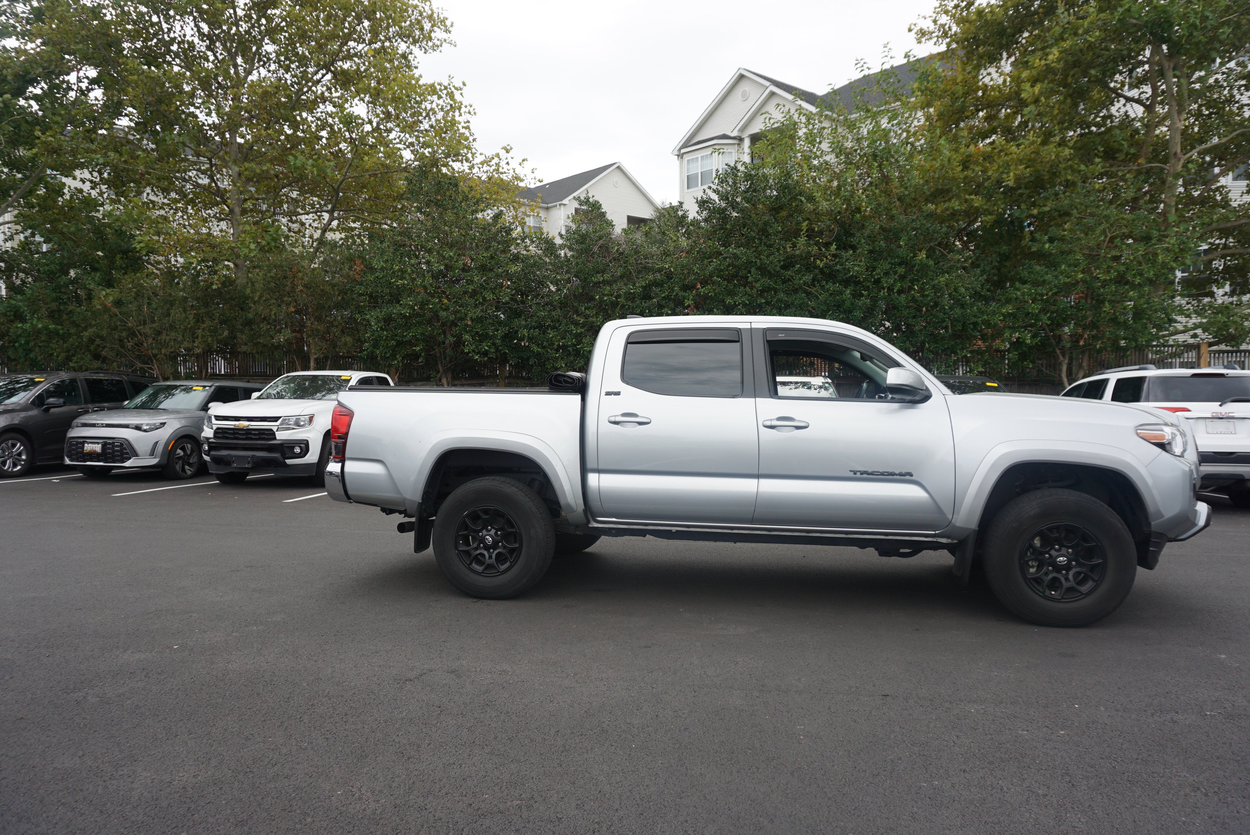 2022 Toyota Tacoma 4WD SR5