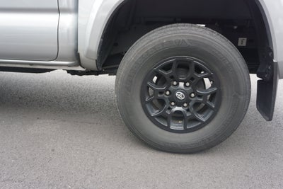 2022 Toyota Tacoma 4WD SR5
