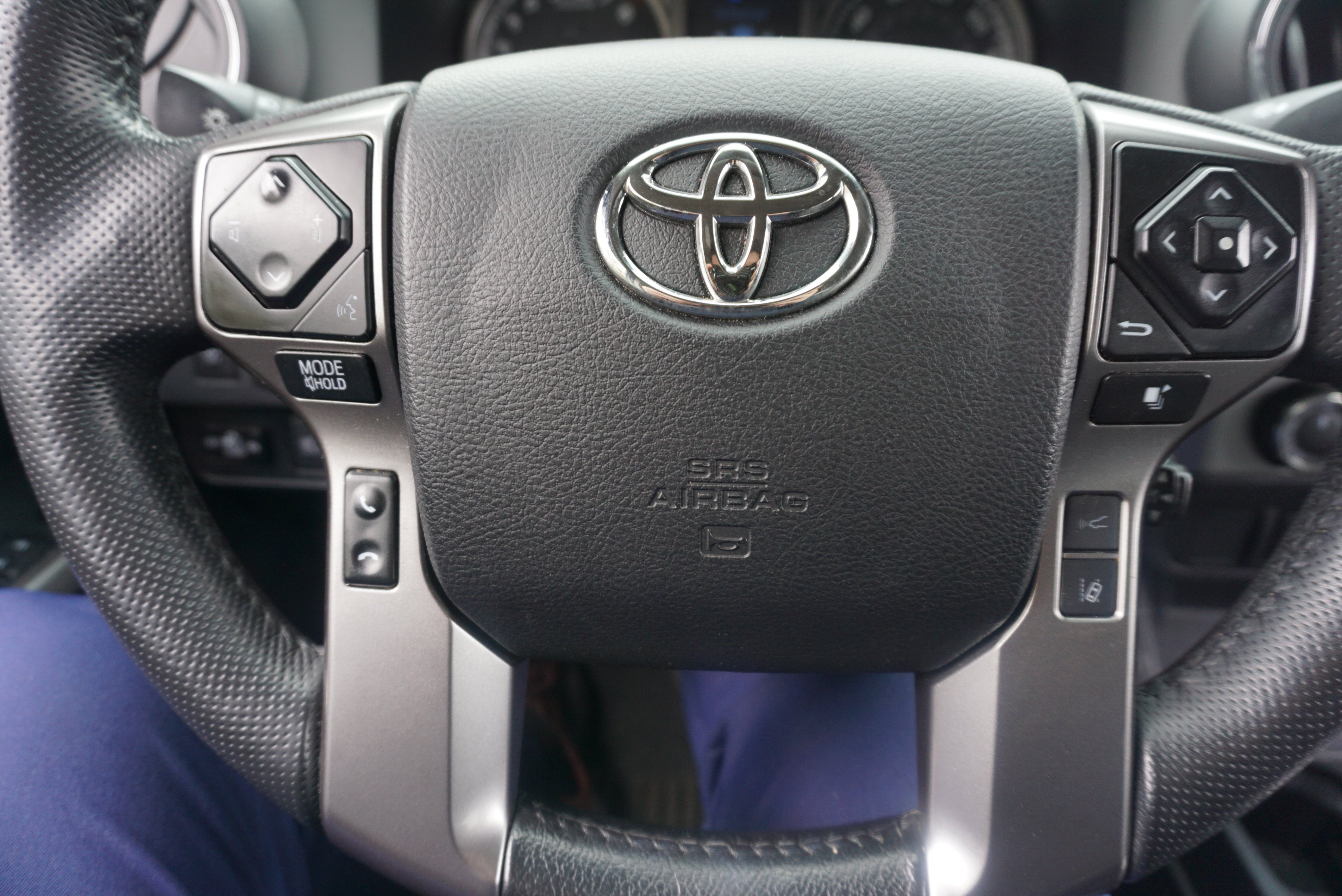 2022 Toyota Tacoma 4WD SR5