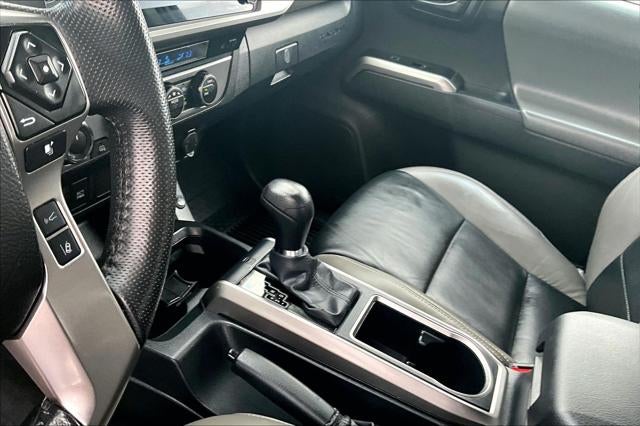 2022 Toyota Tacoma 4WD SR5