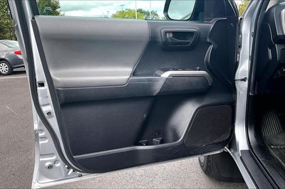 2022 Toyota Tacoma 4WD SR5