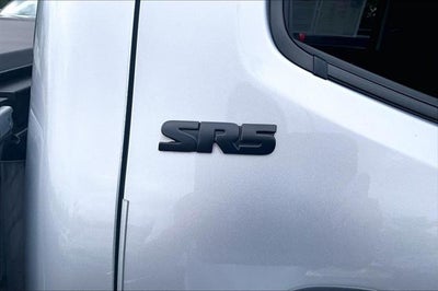 2022 Toyota Tacoma 4WD SR5