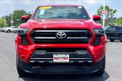2025 Toyota Tacoma 4WD SR5