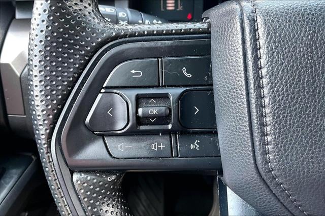 2025 Toyota Tacoma 4WD SR5