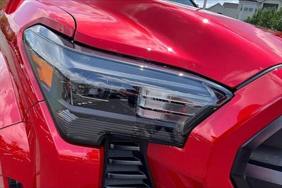 2025 Toyota Tacoma 4WD SR5