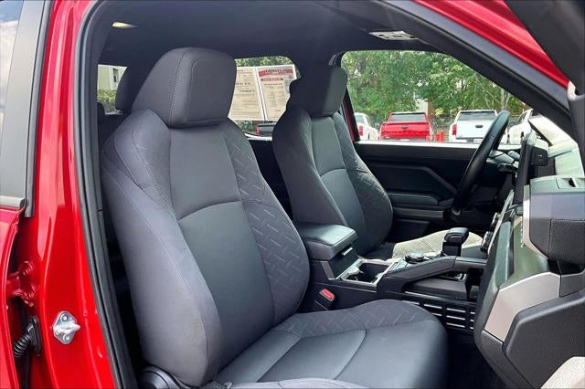 2025 Toyota Tacoma 4WD SR5