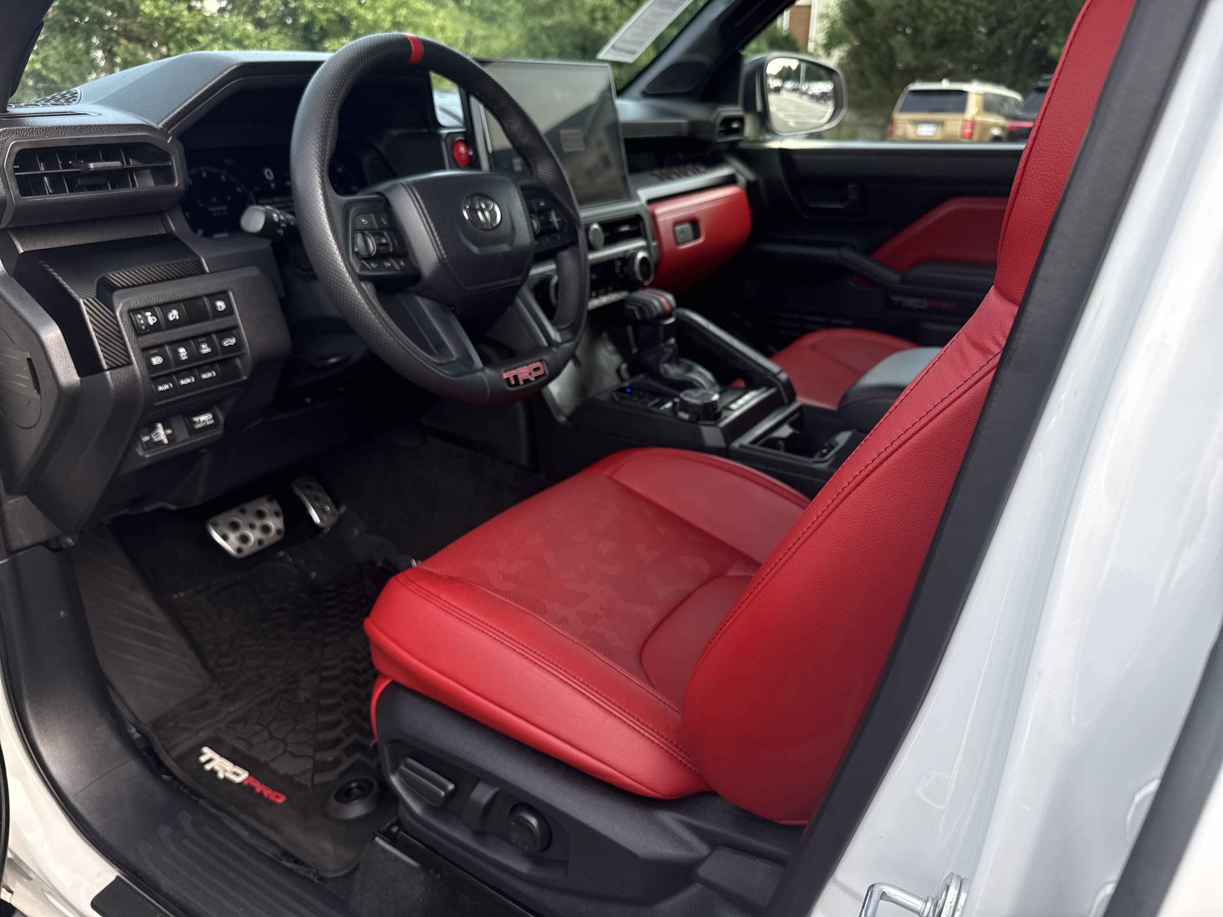 2024 Toyota Tacoma 4WD TRD Pro Hybrid