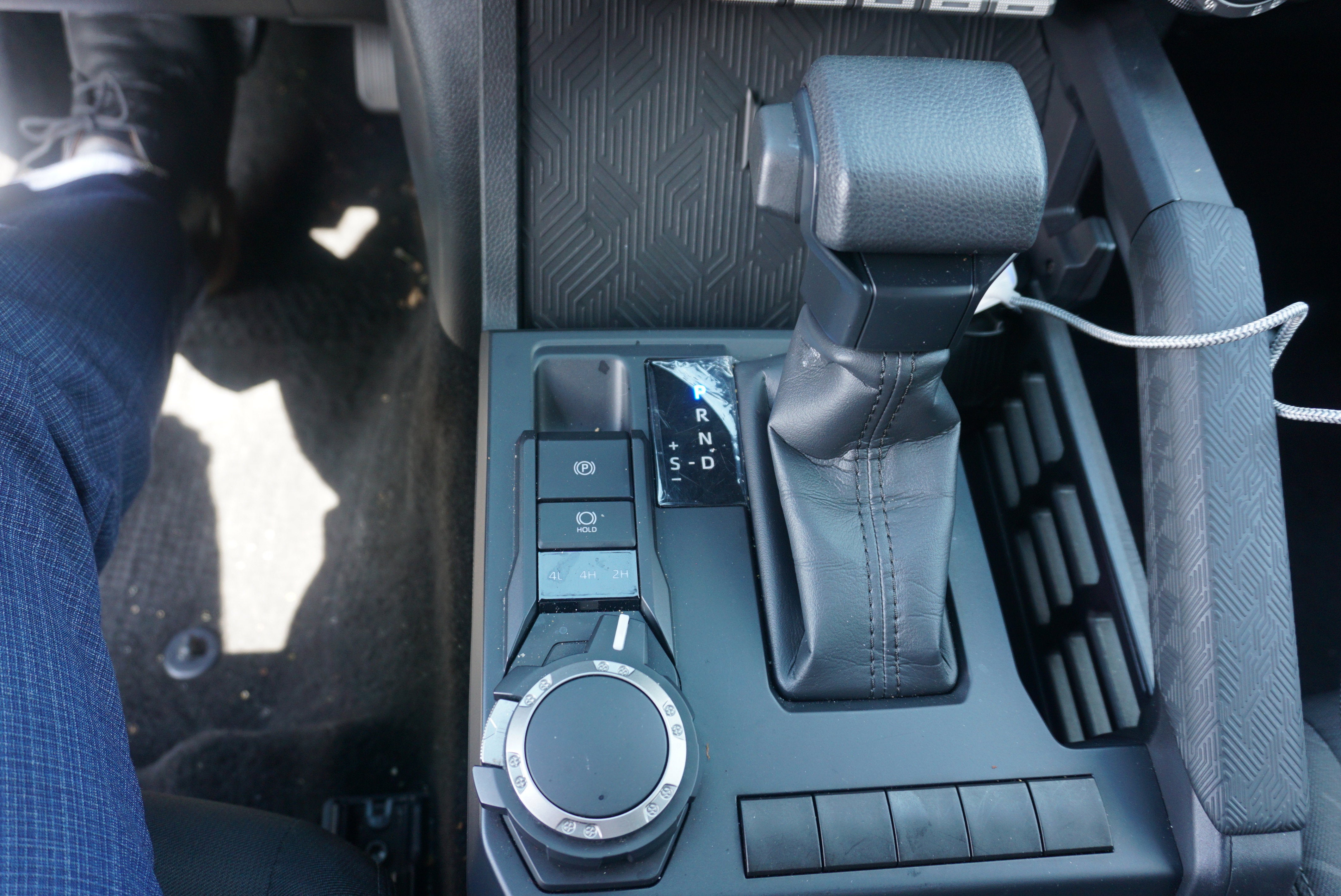 2025 Toyota Tacoma 4WD SR