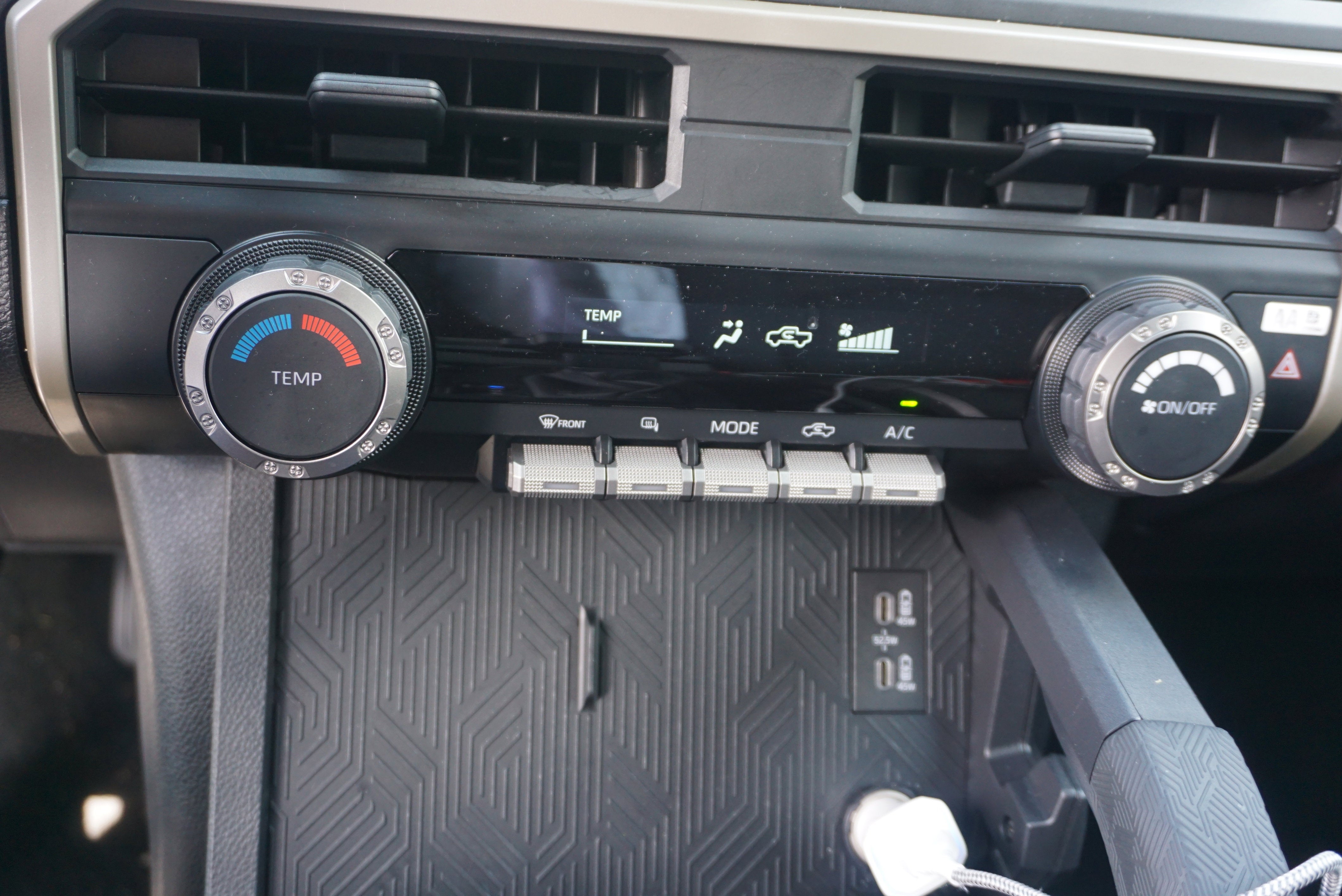 2025 Toyota Tacoma 4WD SR