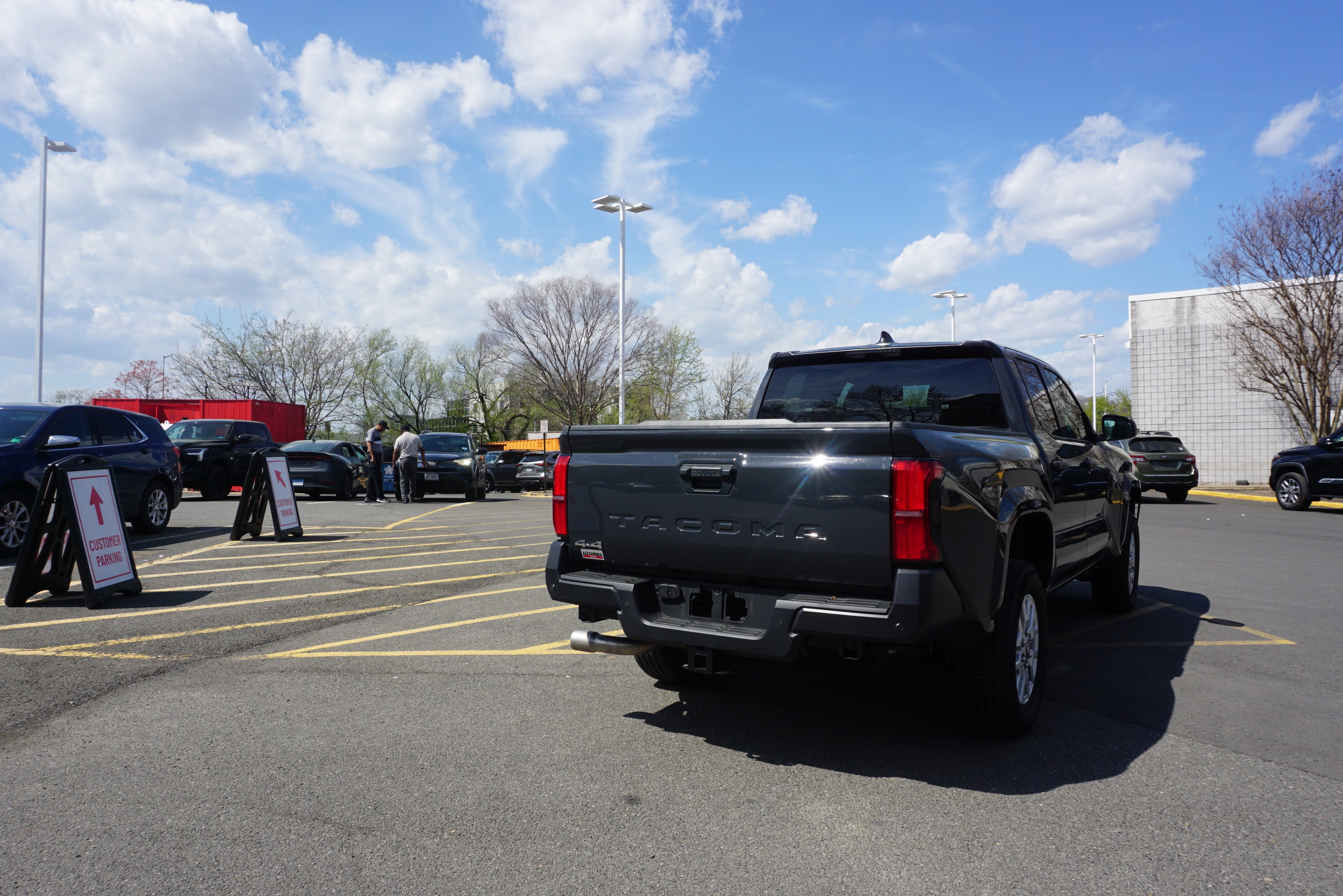 2025 Toyota Tacoma 4WD SR
