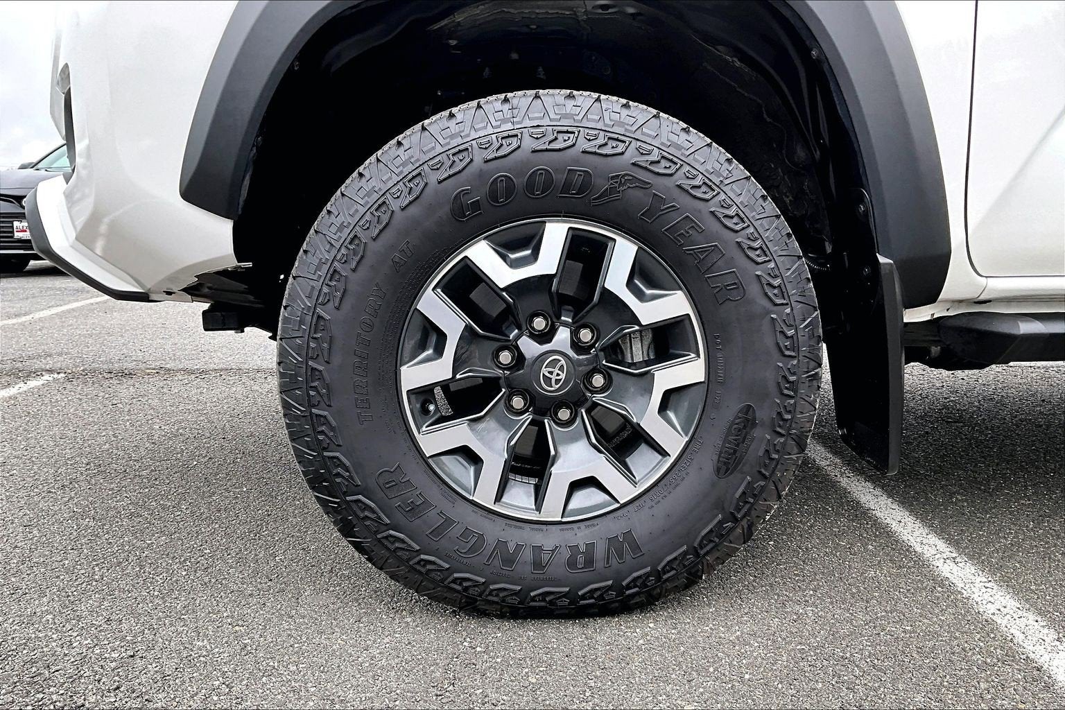 2023 Toyota Tacoma 4WD TRD Off Road